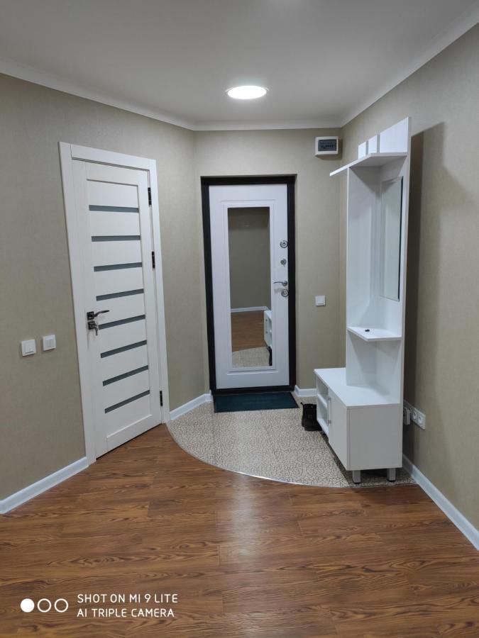 1-Bedroom Apartment In The Very City Center Taschkent Exterior foto